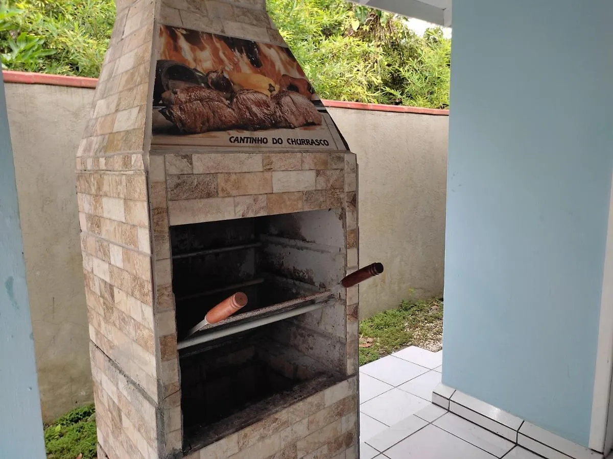 Casa de Férias Casa Brisa do Mar Itapoá conforto à uma quadra da praia Brasil