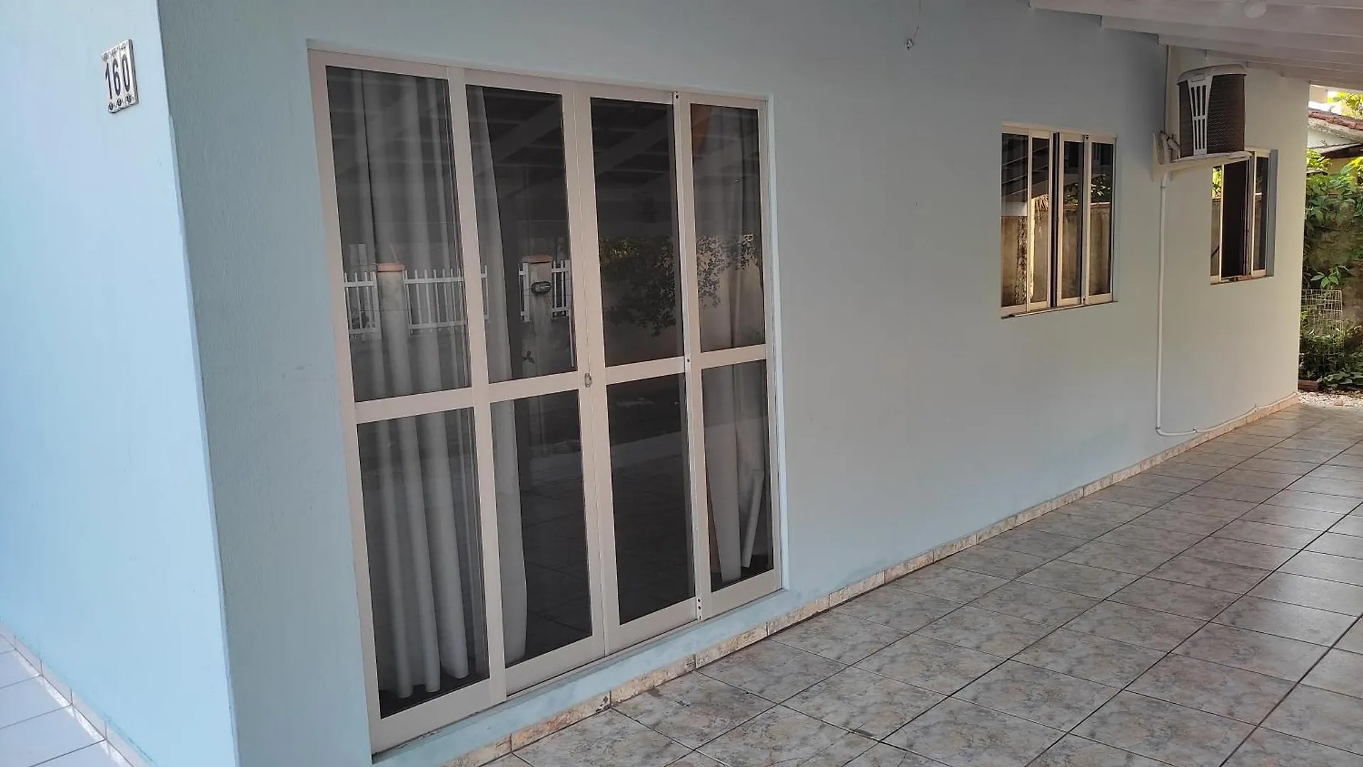 Casa Brisa do Mar Itapoá conforto à uma quadra da praia Brasil